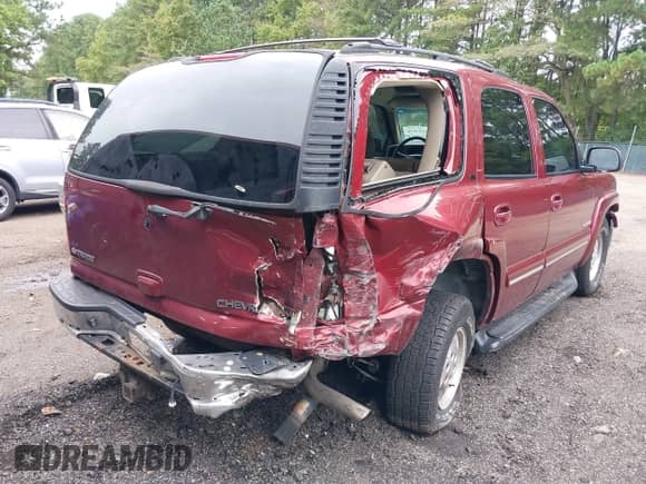 2002 Chevrolet Tahoe LS с VIN 1GNEC13Z22R290597, выставлен на аукционе IAAI как лот 43323146 с пробегом 285 749 миль миль и . История ставок и продаж доступна на DreamBid. Изображение 4.