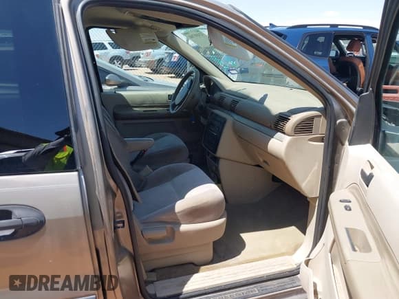 ✅ 2005 Ford Freestar SE • VIN: 2FMZA51685BA63580 • Lot: 42488760. Listed on IAAI with 156,332 mi. Free auction sales archive from the USA and detailed vehicle history report at DreamBid. Image 5.