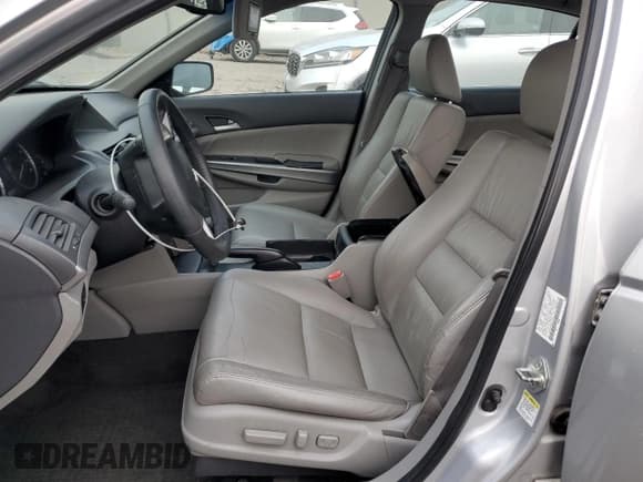 ✅ 2010 Honda Accord EX-L • VIN: 1HGCP3F84AA017968 • Лот: 87130295. Опубликован ранее на Copart с пробегом 60 816 миль. Бесплатный доступ к архиву аукционных продаж из США и подробный отчёт об истории автомобиля на DreamBid. Изображение 7.