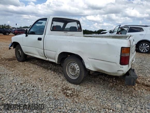 ✅ 1992 Toyota Pickup • VIN: JT4RN81A1N0098087 • Лот: 58780385. Опубликован ранее на Copart с пробегом 370 207 миль. Бесплатный доступ к архиву аукционных продаж из США и подробный отчёт об истории автомобиля на DreamBid. Изображение 2.