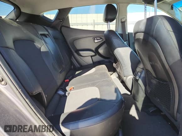 2015 Hyundai Tucson Limited с VIN KM8JUCAG3FU975885, выставлен на аукционе Copart как лот 85113405 с пробегом 137 503 миль миль и Списание • Salvage title. История ставок и продаж доступна на DreamBid. Изображение 11.