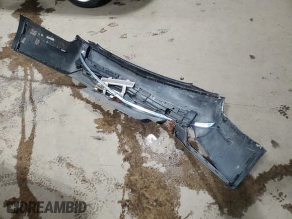 ✅ 2011 Cadillac CTS • VIN: 1G6DC5EY2B0170080 • Lot: 52306825. Listed on Copart with 172,945 mi. Free auction sales archive from the USA and detailed vehicle history report at DreamBid. Image 12.