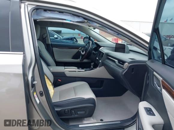 ✅ 2017 Lexus RX 350 • VIN: 2T2ZZMCA0HC036714 • Lot: 42723644. Listed on IAAI with 98,013 mi. Free auction sales archive from the USA and detailed vehicle history report at DreamBid. Image 5.