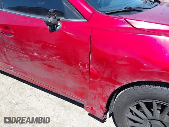 ✅ 2015 Mazda 3 i Grand Touring • VIN: JM1BM1M78F1234416 • Lot: 42196061. Listed on IAAI with 186,326 mi. Free auction sales archive from the USA and detailed vehicle history report at DreamBid. Image 19.