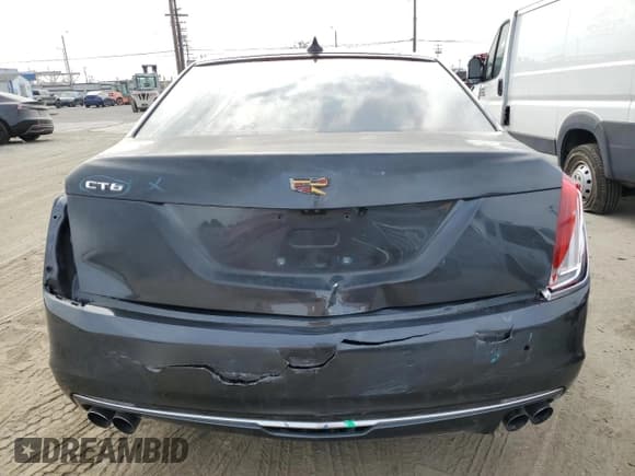 ✅ 2016 Cadillac CT6 Platinum AWD • VIN: 1G6KK5R61GU165052 • Лот: 63317455. Опубликован ранее на Copart с пробегом 73 146 миль. Бесплатный доступ к архиву аукционных продаж из США и подробный отчёт об истории автомобиля на DreamBid. Изображение 6.