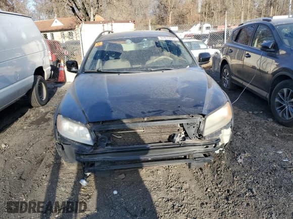 ✅ 2008 Volvo XC70 • VIN: YV4BZ982681019678 • Lot: 92855035. Listed on Copart with 202,880 mi. Free auction sales archive from the USA and detailed vehicle history report at DreamBid. Image 5.