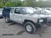 1994 Dodge Dakota with VIN 1B7GG23Y5RS528822, listed as a IAAI auction lot 42743000 with 27,483 mi miles and . Bid and sale history available at DreamBid. Image 1.