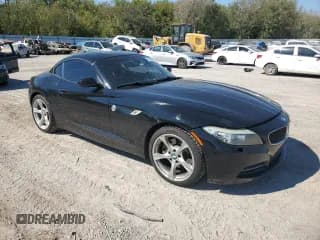 ✅ 2011 BMW Z4 sDrive30i • VIN: WBALM5C53BE378208 • Lot: 74495884. Wystawiony na Copart z przebiegiem Nie podano. Bezpłatny archiwum sprzedaży aukcyjnych z USA i szczegółowy raport historii pojazdu na DreamBid. Zdjęcie 4.