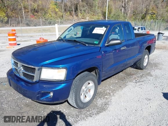 ✅ 2010 Dodge Dakota ST • VIN: 1D7CW2BK1AS135750 • Lot: 43638486. Listed on IAAI with 15,658 mi. Free auction sales archive from the USA and detailed vehicle history report at DreamBid. Image 2.