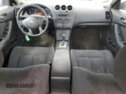 ✅ 2010 Nissan Altima S • VIN: 1N4AL2AP7AN424370 • Lot: 82145965. Wystawiony na Copart z przebiegiem 118 191 mil. Bezpłatny archiwum sprzedaży aukcyjnych z USA i szczegółowy raport historii pojazdu na DreamBid. Zdjęcie 8.