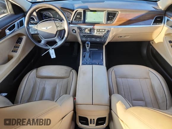 ✅ 2015 Hyundai Genesis 3.8L • VIN: KMHGN4JE9FU082518 • Лот: 84450465. Опубликован ранее на Copart с пробегом 85 193 миль. Бесплатный доступ к архиву аукционных продаж из США и подробный отчёт об истории автомобиля на DreamBid. Изображение 8.