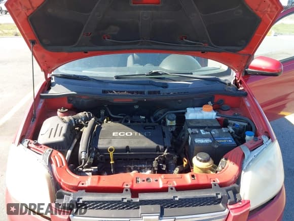 ✅ 2011 Chevrolet Aveo 1LT • VIN: KL1TD5DE0BB218359 • Lot: 41971825. Wystawiony na IAAI z przebiegiem 145 297 mil. Bezpłatny archiwum sprzedaży aukcyjnych z USA i szczegółowy raport historii pojazdu na DreamBid. Zdjęcie 10.