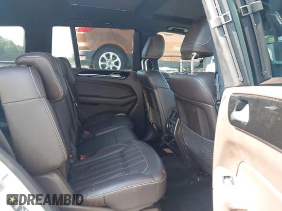 ✅ 2017 Mercedes-Benz GLS 450 • VIN: 4JGDF6EE5HA959757 • Лот: 43151544. Опубликован ранее на IAAI с пробегом 122 031 миль. Бесплатный доступ к архиву аукционных продаж из США и подробный отчёт об истории автомобиля на DreamBid. Изображение 8.