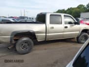 ✅ 2002 GMC Sierra 2500HD SLE • VIN: 1GTHK23102F155693 • Lot: 43333565. Listed on IAAI with 246,610 mi. Free auction sales archive from the USA and detailed vehicle history report at DreamBid. Image 14.