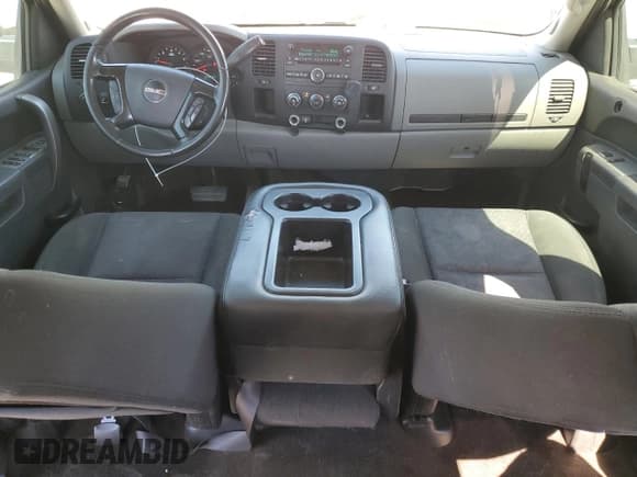 ✅ 2013 GMC Sierra 1500 SL • VIN: 3GTP1UEAXDG189326 • Lot: 49925065. Listed on Copart with 172,599 mi. Free auction sales archive from the USA and detailed vehicle history report at DreamBid. Image 8.