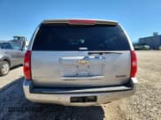 ✅ 2007 Chevrolet Suburban LTZ • VIN: 3GNFK16327G112047 • Lot: 85191495. Listed on Copart with 235,848 mi. Free auction sales archive from the USA and detailed vehicle history report at DreamBid. Image 6.