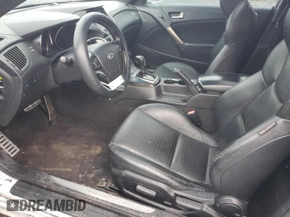 ✅ 2015 Hyundai Genesis Coupe Ultimate • VIN: KMHHU6KJ0FU125464 • Lot: 43874745. Wystawiony na Copart z przebiegiem Nie podano. Bezpłatny archiwum sprzedaży aukcyjnych z USA i szczegółowy raport historii pojazdu na DreamBid. Zdjęcie 7.