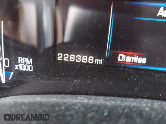 ✅ 2015 Cadillac XTS Livery • VIN: 2G61U5S32F9204216 • Лот: 42840047. Опубликован ранее на IAAI с пробегом 228 386 миль. Бесплатный доступ к архиву аукционных продаж из США и подробный отчёт об истории автомобиля на DreamBid. Изображение 15.