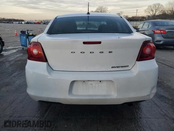 ✅ 2013 Dodge Avenger SE • VIN: 1C3CDZAB0DN603016 • Lot: 86428914. Wystawiony na Copart z przebiegiem 154 315 mil. Bezpłatny archiwum sprzedaży aukcyjnych z USA i szczegółowy raport historii pojazdu na DreamBid. Zdjęcie 6.