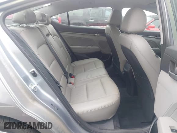 ✅ 2017 Hyundai Elantra SE • VIN: 5NPD84LF5HH020664 • Lot: 42936498. Listed on IAAI with 184,949 mi. Free auction sales archive from the USA and detailed vehicle history report at DreamBid. Image 8.