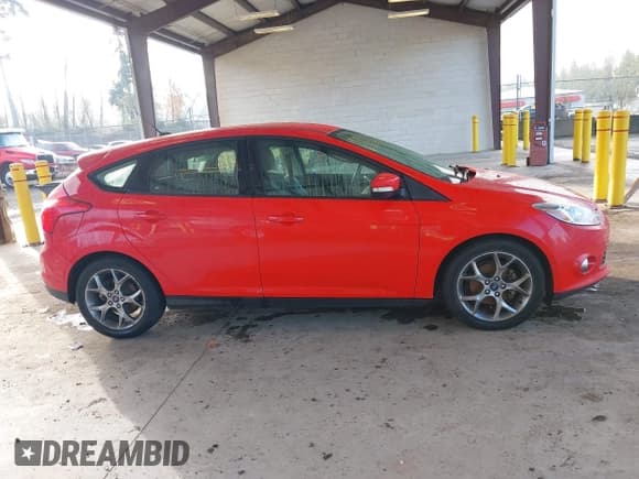 ✅ 2014 Ford Focus SE • VIN: 1FADP3K21EL296249 • Lot: 43610051. Listed on IAAI with 71,918 mi. Free auction sales archive from the USA and detailed vehicle history report at DreamBid. Image 13.