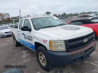 2011 Chevrolet Silverado 1500 Work Truck z VIN 1GCRKPEA6BZ131637, wystawiony jako IAAI lot #41487549 z przebiegiem 217 009 mil mil oraz . Historia ofert i sprzedaży dostępna na DreamBid. Obrazek 1.