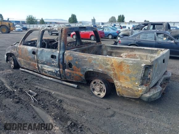 ✅ 2001 Chevrolet Silverado 2500HD LS • VIN: 1GCHK23U91F168080 • Lot: 43343510. Listed on IAAI with Not provided. Free auction sales archive from the USA and detailed vehicle history report at DreamBid. Image 3.