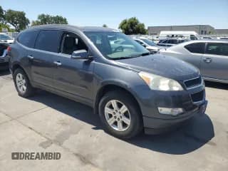 ✅ 2011 Chevrolet Traverse 1LT • VIN: 1GNKVGEDXBJ293683 • Lot: 64063625. Wystawiony na Copart z przebiegiem Nie podano. Bezpłatny archiwum sprzedaży aukcyjnych z USA i szczegółowy raport historii pojazdu na DreamBid. Zdjęcie 4.