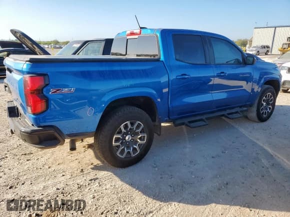 ✅ 2023 Chevrolet Colorado 4WD Z71 • VIN: 1GCPTDEK6P1238706 • Lot: 92413185. Listed on Copart with Not provided. Free auction sales archive from the USA and detailed vehicle history report at DreamBid. Image 3.