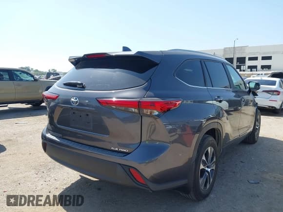 ✅ 2023 Toyota Highlander L • VIN: 5TDKDRBH7PS008219 • Lot: 42777120. Wystawiony na IAAI z przebiegiem 18 780 mil. Bezpłatny archiwum sprzedaży aukcyjnych z USA i szczegółowy raport historii pojazdu na DreamBid. Zdjęcie 4.