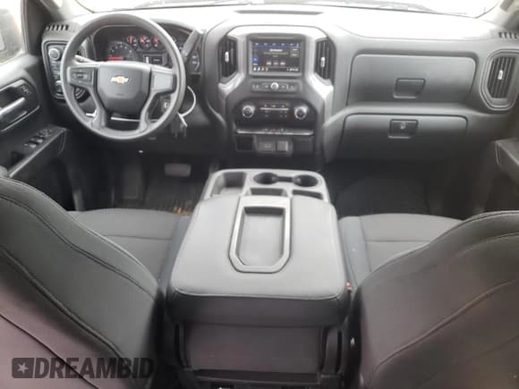 ✅ 2019 Chevrolet Silverado 1500 Custom • VIN: 3GCPYBEHXKG179096 • Lot: 71376864. Wystawiony na Copart z przebiegiem 65 109 mil. Bezpłatny archiwum sprzedaży aukcyjnych z USA i szczegółowy raport historii pojazdu na DreamBid. Zdjęcie 8.