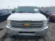 ✅ 2013 Chevrolet Silverado 2500HD Work Truck • VIN: 1GC2KVCG8DZ253237 • Lot: 41149947. Wystawiony na IAAI z przebiegiem 326 965 mil. Bezpłatny archiwum sprzedaży aukcyjnych z USA i szczegółowy raport historii pojazdu na DreamBid. Zdjęcie 11.