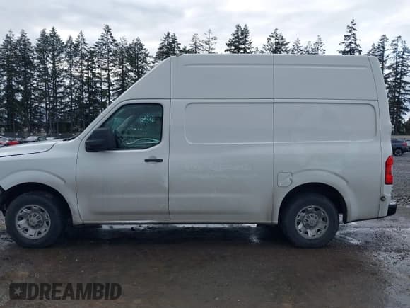 ✅ 2021 Nissan NV Cargo S • VIN: 1N6BF0LY8MN803945 • Лот: 41459255. Опубликован ранее на IAAI с пробегом 70 324 миль. Бесплатный доступ к архиву аукционных продаж из США и подробный отчёт об истории автомобиля на DreamBid. Изображение 15.