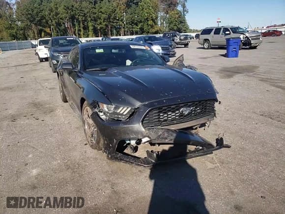 ✅ 2015 Ford Mustang V6 • VIN: 1FA6P8AM3F5382404 • Лот: 82650905. Опубликован ранее на Copart с пробегом 93 732 миль. Бесплатный доступ к архиву аукционных продаж из США и подробный отчёт об истории автомобиля на DreamBid. Изображение 13.