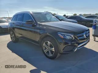 ✅ 2019 Mercedes-Benz GLC 300 • VIN: WDC0G4JB1KV150086 • Лот: 91271445. Опубликован ранее на Copart с пробегом 115 311 миль. Бесплатный доступ к архиву аукционных продаж из США и подробный отчёт об истории автомобиля на DreamBid. Изображение 4.