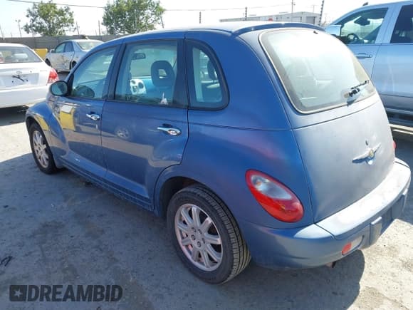 ✅ 2006 Chrysler PT Cruiser • VIN: 3A4FY48B86T259650 • Лот: 42576512. Опубликован ранее на IAAI с пробегом 127 439 миль. Бесплатный доступ к архиву аукционных продаж из США и подробный отчёт об истории автомобиля на DreamBid. Изображение 3.
