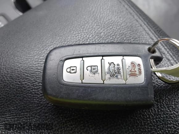 ✅ 2012 Hyundai Sonata Limited • VIN: 5NPEC4AB4CH360738 • Lot: 43829333. Listed on IAAI with 131,322 mi. Free auction sales archive from the USA and detailed vehicle history report at DreamBid. Image 11.