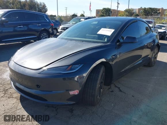 ✅ 2024 Tesla Model 3 • VIN: 5YJ3E1EA7RF736647 • Lot: 41372410. Wystawiony na IAAI z przebiegiem 12 889 mil. Bezpłatny archiwum sprzedaży aukcyjnych z USA i szczegółowy raport historii pojazdu na DreamBid. Zdjęcie 18.