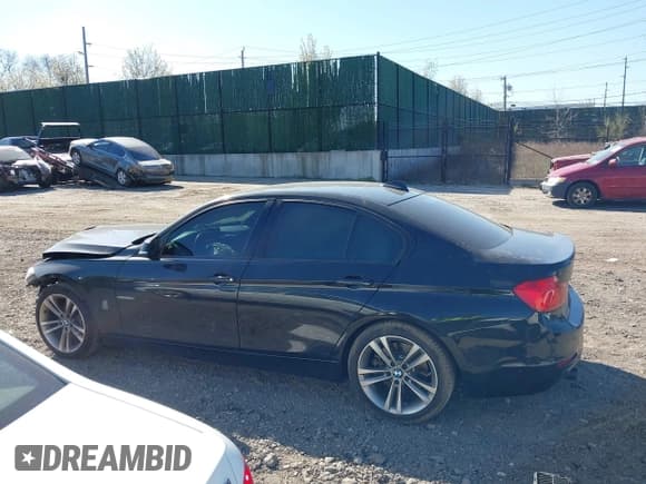 ✅ 2012 BMW 3 Series 335i • VIN: WBA3A9G51CNN67676 • Лот: 42018634. Опубликован ранее на IAAI с пробегом 62 330 миль. Бесплатный доступ к архиву аукционных продаж из США и подробный отчёт об истории автомобиля на DreamBid. Изображение 14.