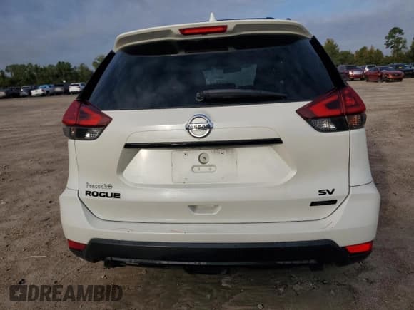 ✅ 2018 Nissan Rogue SV • VIN: 5N1AT2MT4JC741811 • Lot: 82784955. Listed on Copart with 42,971 mi. Free auction sales archive from the USA and detailed vehicle history report at DreamBid. Image 6.