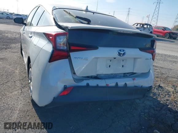 ✅ 2020 Toyota Prius LE • VIN: JTDKARFU6L3120442 • Lot: 43402603. Listed on IAAI with 77,570 mi. Free auction sales archive from the USA and detailed vehicle history report at DreamBid. Image 6.