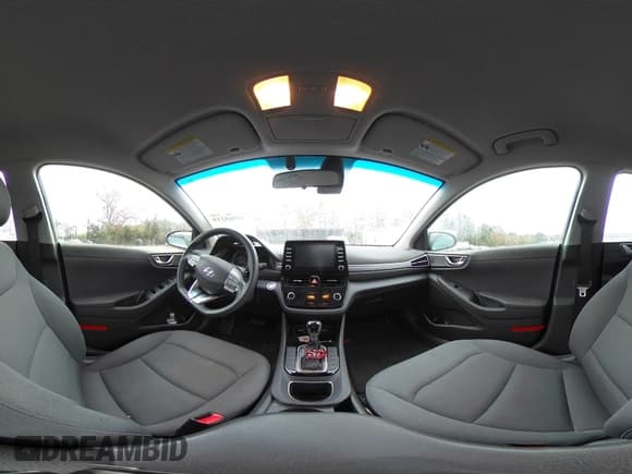 ✅ 2020 Hyundai Ioniq Blue • VIN: KMHC65LC2LU225981 • Lot: 40965219. Wystawiony na IAAI z przebiegiem 55 000 mil. Bezpłatny archiwum sprzedaży aukcyjnych z USA i szczegółowy raport historii pojazdu na DreamBid. Zdjęcie 19.