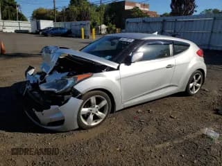 ✅ 2013 Hyundai Veloster w/Black Int • VIN: KMHTC6AD9DU086279 • Lot: 85276815. Wystawiony na Copart z przebiegiem 201 554 mil. Bezpłatny archiwum sprzedaży aukcyjnych z USA i szczegółowy raport historii pojazdu na DreamBid. Zdjęcie 1.