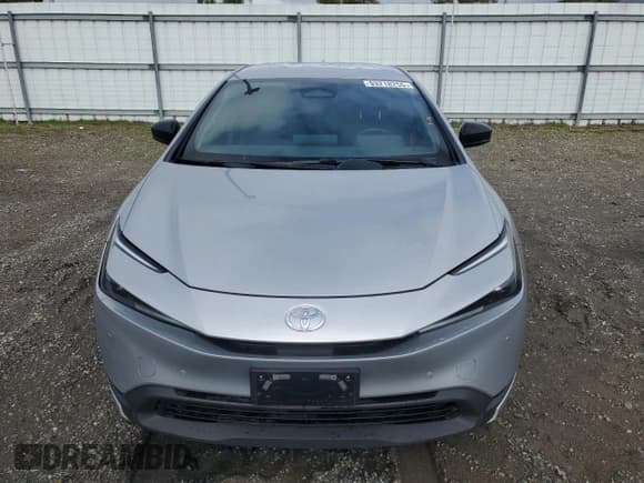 ✅ 2024 Toyota Prius XLE • VIN: JTDACAAU1R3026508 • Lot: 93218255. Listed on Copart with 53,943 mi. Free auction sales archive from the USA and detailed vehicle history report at DreamBid. Image 5.