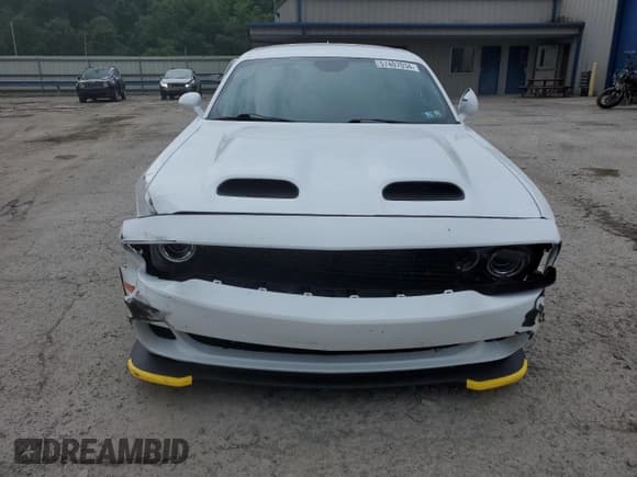 ✅ 2020 Dodge Challenger SRT Hellcat Widebody • VIN: 2C3CDZC98LH113893 • Lot: 57407034. Wystawiony na Copart z przebiegiem 27 947 mil. Bezpłatny archiwum sprzedaży aukcyjnych z USA i szczegółowy raport historii pojazdu na DreamBid. Zdjęcie 5.
