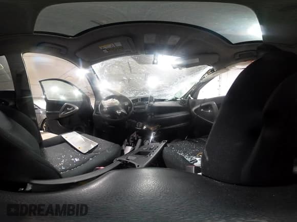 ✅ 2011 Toyota RAV4 Sport • VIN: JTMRK4DV5B5099676 • Lot: 41433646. Wystawiony na IAAI z przebiegiem 99 952 mil. Bezpłatny archiwum sprzedaży aukcyjnych z USA i szczegółowy raport historii pojazdu na DreamBid. Zdjęcie 18.