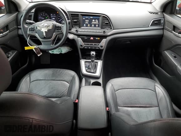 ✅ 2017 Hyundai Elantra SE • VIN: KMHD84LF4HU061160 • Lot: 87970685. Wystawiony na Copart z przebiegiem 47 902 mil. Bezpłatny archiwum sprzedaży aukcyjnych z USA i szczegółowy raport historii pojazdu na DreamBid. Zdjęcie 8.