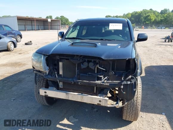 ✅ 2011 Toyota Tacoma • VIN: 5TFMU4FN7BX002662 • Лот: 42646834. Опубликован ранее на IAAI с пробегом 262 888 миль. Бесплатный доступ к архиву аукционных продаж из США и подробный отчёт об истории автомобиля на DreamBid. Изображение 12.