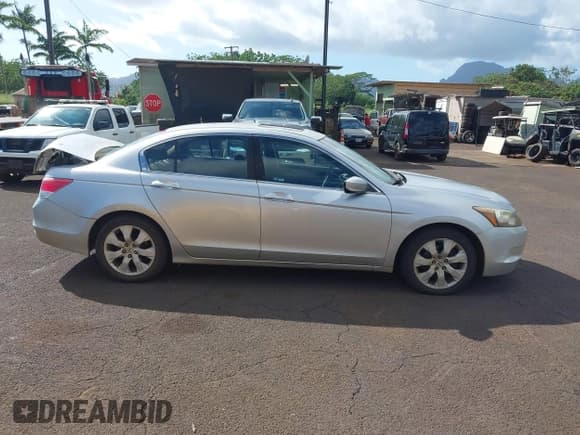 ✅ 2009 Honda Accord EX • VIN: 1HGCP26769A048457 • Lot: 43526139. Wystawiony na IAAI z przebiegiem 154 944 mil. Bezpłatny archiwum sprzedaży aukcyjnych z USA i szczegółowy raport historii pojazdu na DreamBid. Zdjęcie 13.