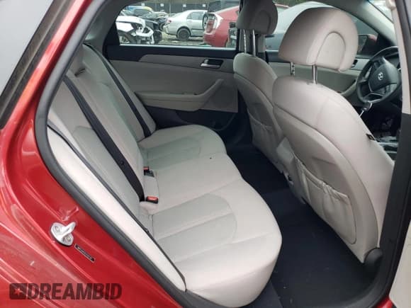 ✅ 2015 Hyundai Sonata SE • VIN: 5NPE24AFXFH142734 • Lot: 42887543. Listed on Copart with 124,144 mi. Free auction sales archive from the USA and detailed vehicle history report at DreamBid. Image 10.